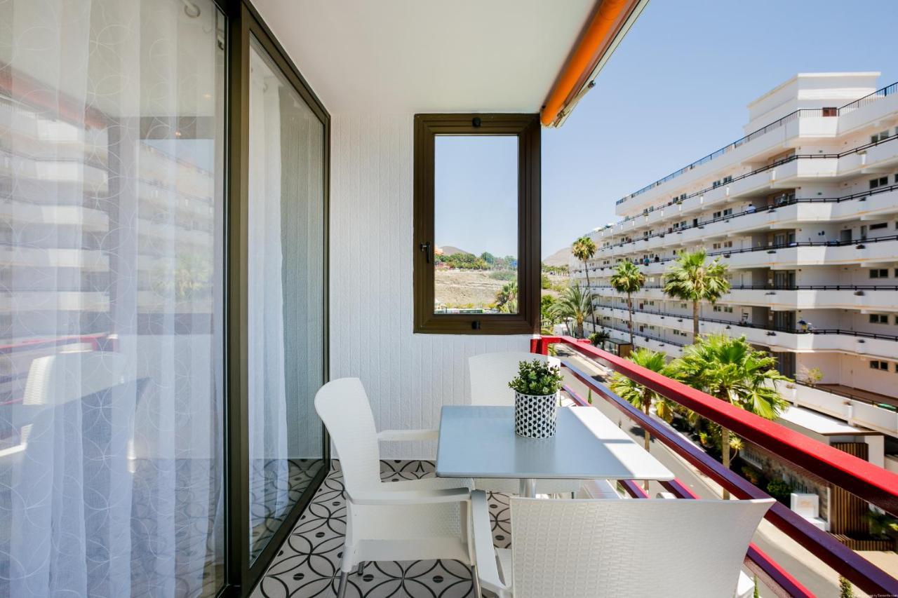 Stylish & Modern 2 Bedroom In Olympia Playa Americas Apartment